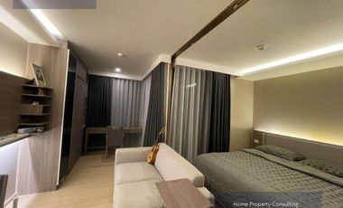 For sale 1 bed condo in Khlong Toei, Bangkok