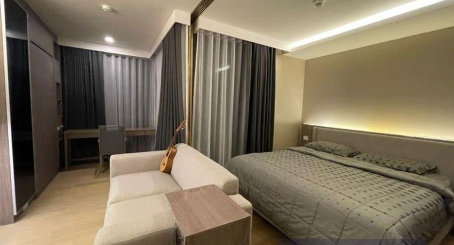 For sale 1 bed condo in Khlong Toei, Bangkok