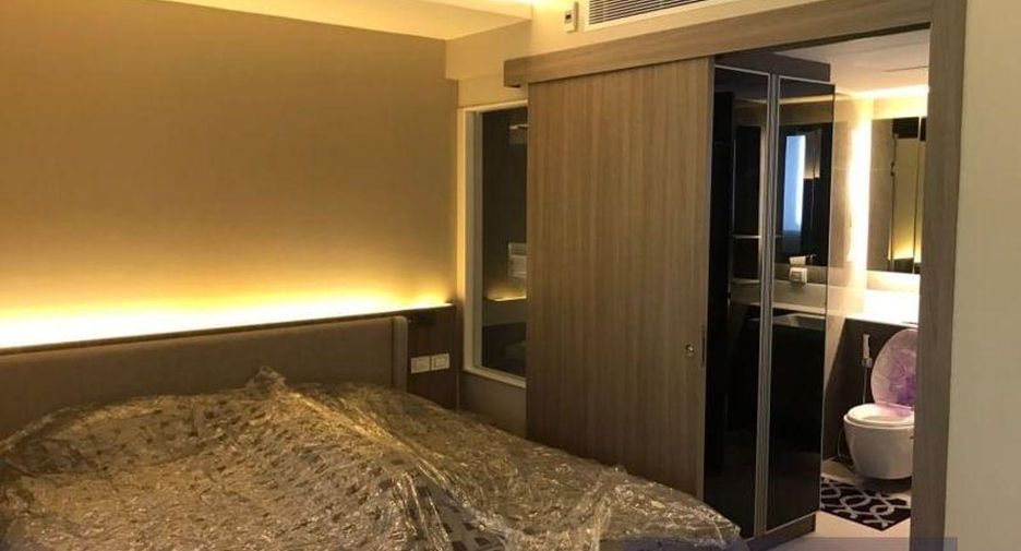 For sale 1 bed condo in Khlong Toei, Bangkok