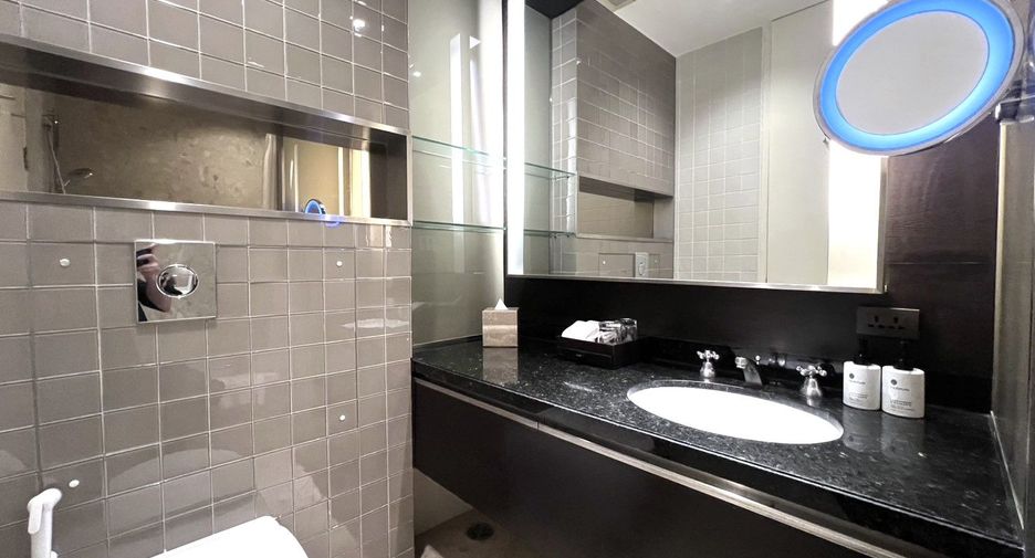 For rent 1 bed serviced apartment in Khlong Toei, Bangkok