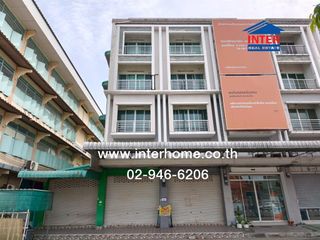 For sale 4 bed retail Space in Lam Luk Ka, Pathum Thani