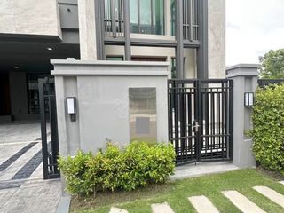 À vendre 5 chambres maison à Saphan Sung, Bangkok