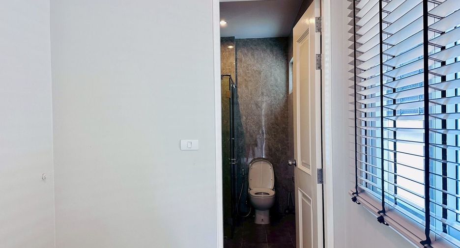 For sale 5 ベッドルーム house in Prawet, Bangkok