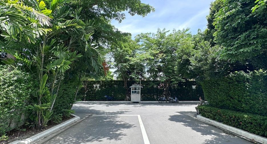 For sale 5 ベッドルーム house in Prawet, Bangkok
