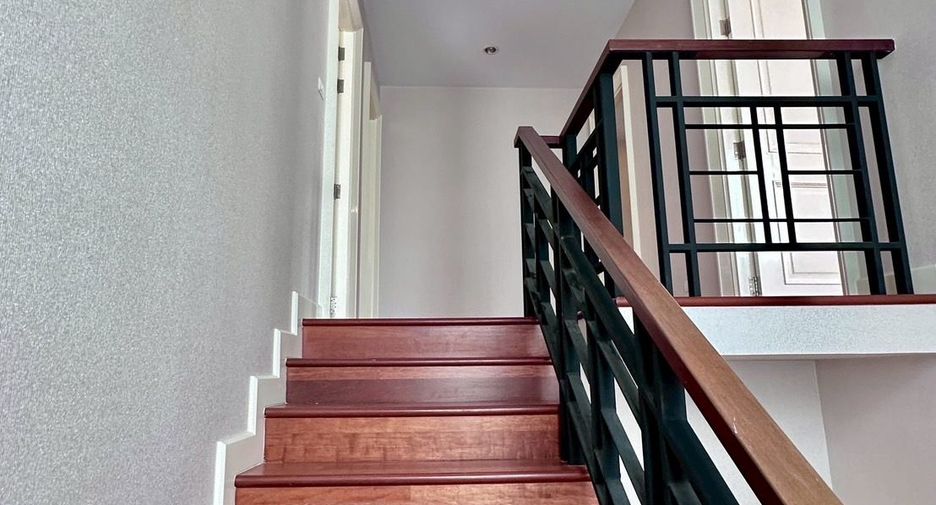 For sale 5 ベッドルーム house in Prawet, Bangkok