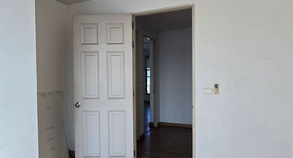 À vendre 3 chambres maison à Lat Phrao, Bangkok