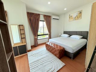 For rent 3 bed townhouse in Bang Lamung, Chonburi