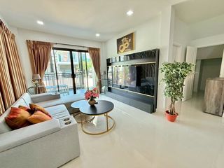 For rent 3 bed townhouse in Bang Lamung, Chonburi
