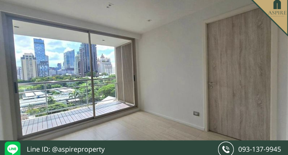 For sale 1 bed condo in Khlong Toei, Bangkok