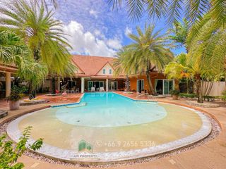 For sale 6 bed villa in Bang Lamung, Chonburi