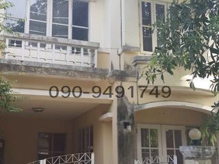 For Rent 3 Bedroom Townhouse In Khlong Sam Wa, Bangkok