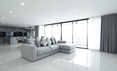 For rent 3 bedrooms condo in Bang Na, Bangkok