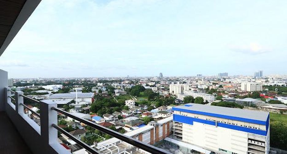 For rent 3 bedrooms condo in Bang Na, Bangkok
