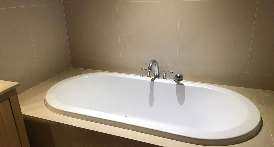 For rent 1 bed condo in Sathon, Bangkok