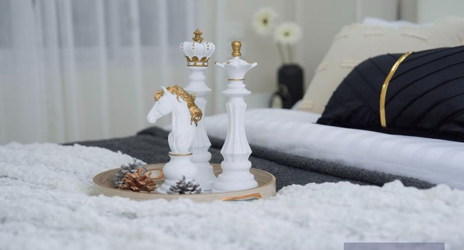 For sale 1 bed condo in Khlong Toei, Bangkok