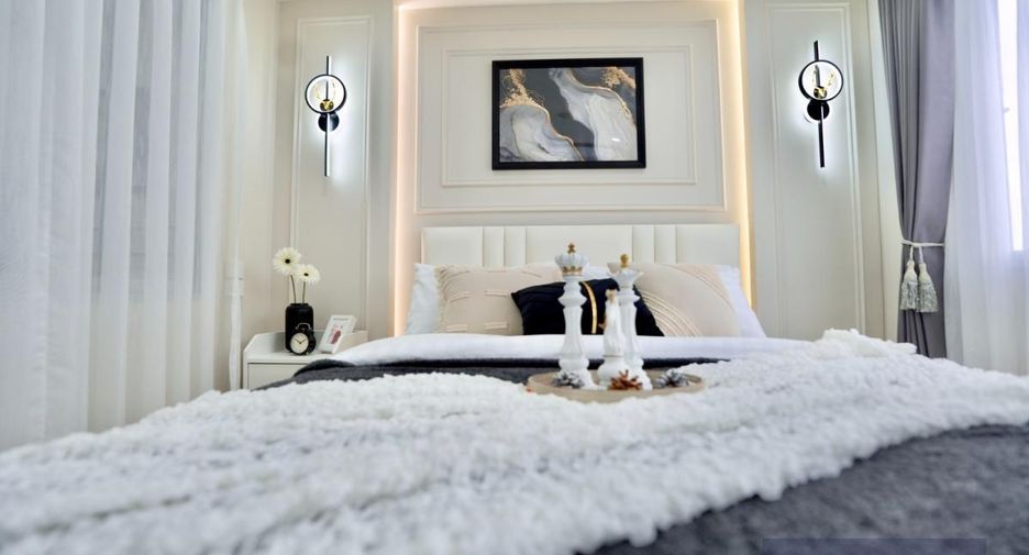 For sale 1 bed condo in Khlong Toei, Bangkok