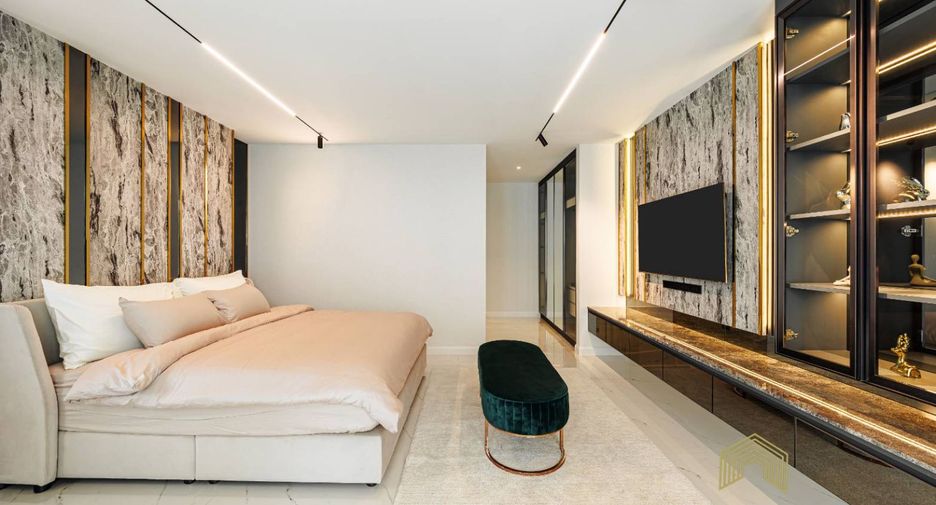 Villa en alquiler y en venta de 8 habitaciones en Bang Lamung, Chonburi
