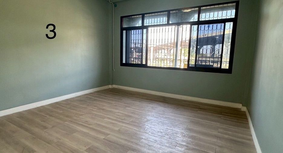 For rent 2 bedrooms retail Space in Bang Na, Bangkok