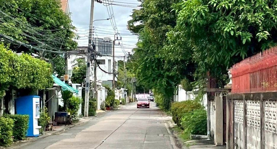 Casa en venta de 4 habitaciones en Chatuchak, Bangkok