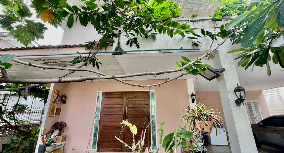 Casa en venta de 4 habitaciones en Chatuchak, Bangkok