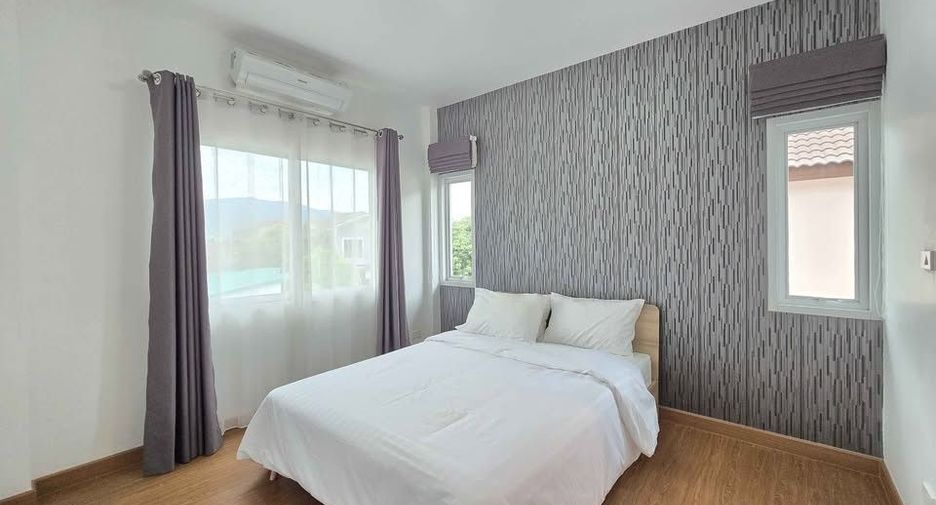 For rent 4 bedrooms house in Mueang Chiang Mai, Chiang Mai