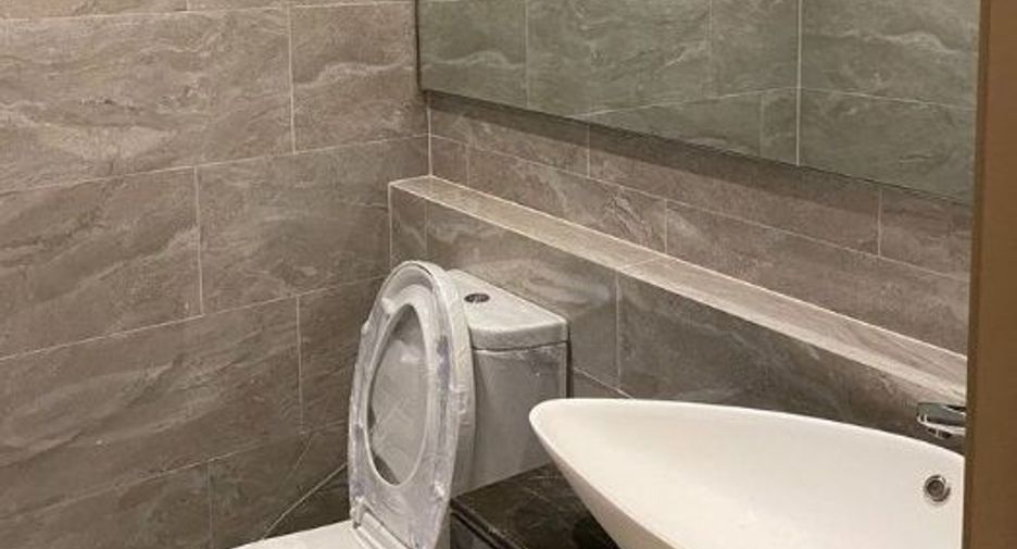 Condo en venta de 2 habitaciones en Huai Khwang, Bangkok