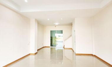 For sale 2 ベッドルーム retail Space in Lam Luk Ka, Pathum Thani