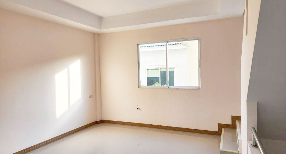 For sale 2 bedrooms retail Space in Lam Luk Ka, Pathum Thani