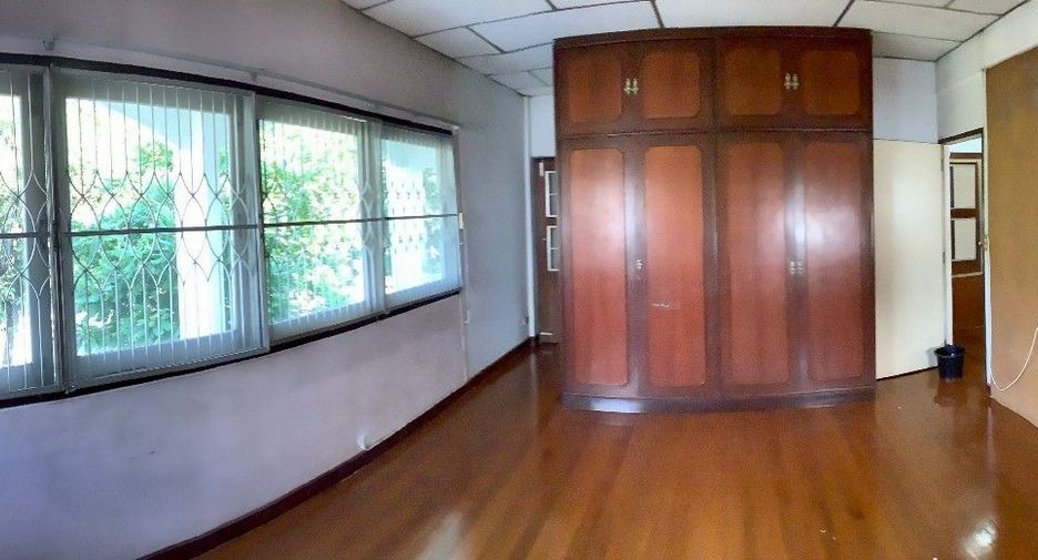 À vendre 5 chambres maison à Lak Si, Bangkok