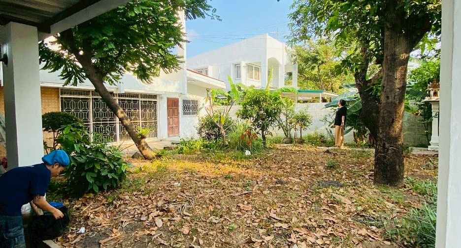 À vendre 5 chambres maison à Lak Si, Bangkok