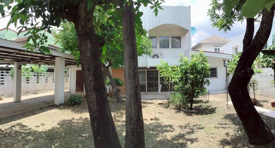 À vendre 5 chambres maison à Lak Si, Bangkok