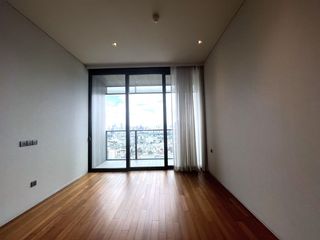 Продажа 1 кровать кондо в Кхлонг Сан, Бангкок