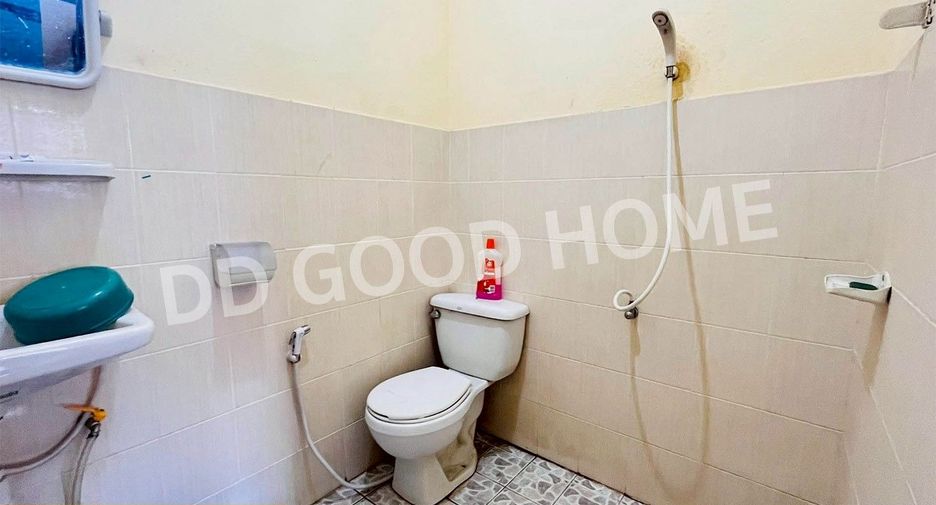For sale 2 bedrooms house in Mueang Lamphun, Lamphun