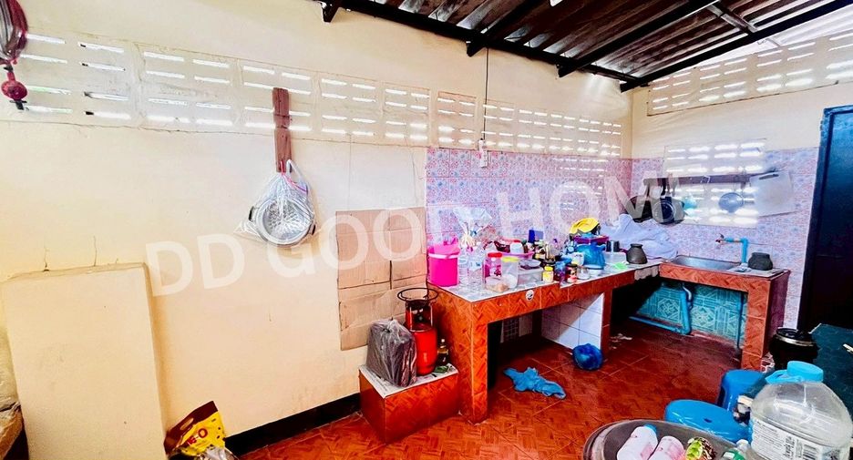 For sale 2 bedrooms house in Mueang Lamphun, Lamphun
