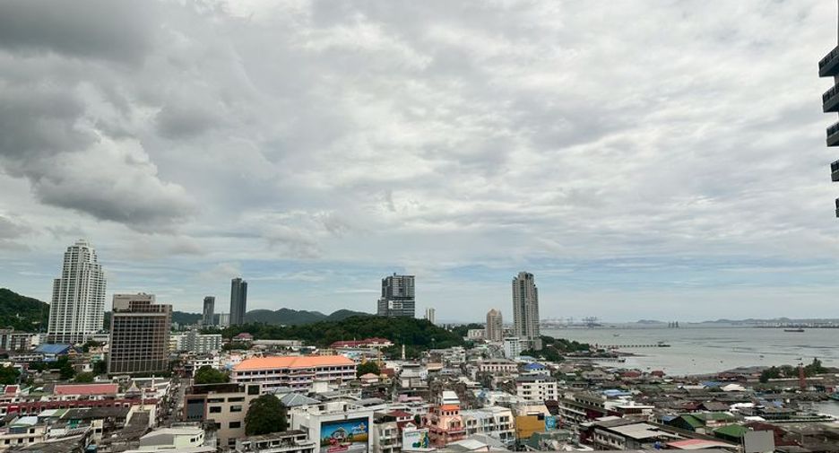 出租 和 出售 2 卧室 公寓 在 Si Racha, Chon Buri
