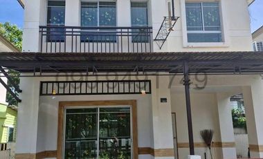 For rent 3 bedrooms house in Khlong Sam Wa, Bangkok