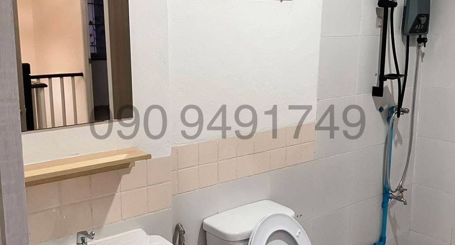 For rent 3 bedrooms house in Khlong Sam Wa, Bangkok
