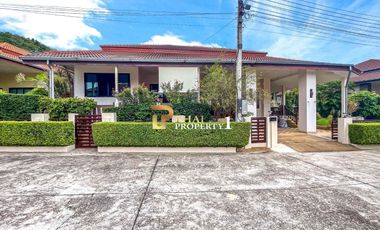 For sale 3 ベッドルーム villa in Hua Hin, Prachuap Khiri Khan