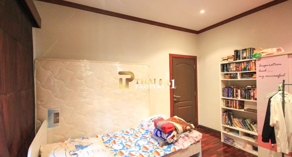 For sale 3 bedrooms villa in Hua Hin, Prachuap Khiri Khan