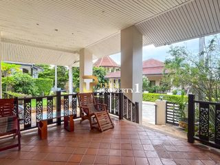 À vendre 3 chambres villa à Hua Hin, Prachuap Khiri Khan