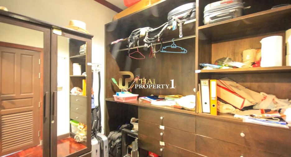 For sale 3 bedrooms villa in Hua Hin, Prachuap Khiri Khan