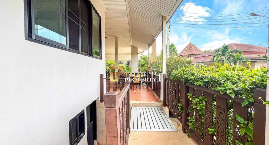 For sale 3 bedrooms villa in Hua Hin, Prachuap Khiri Khan