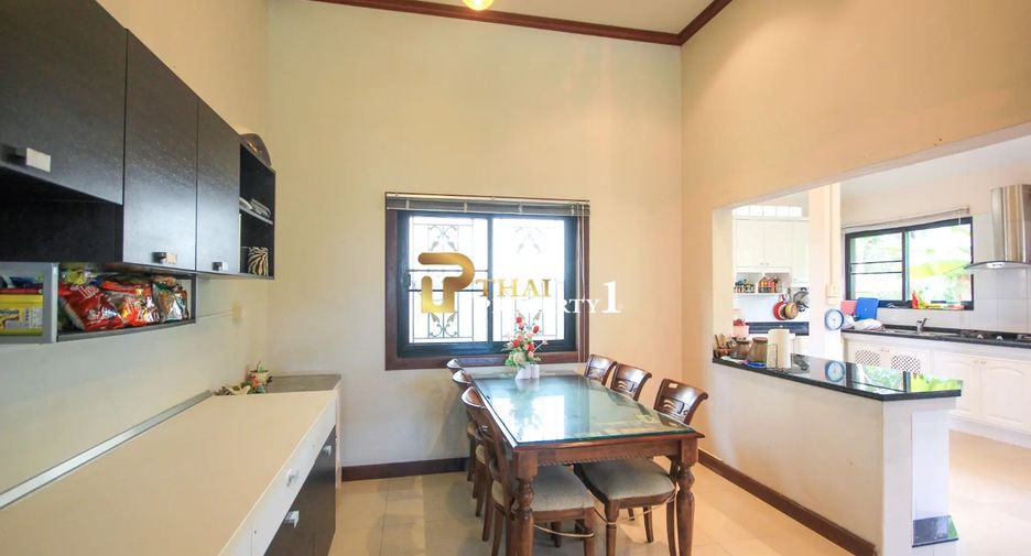 For sale 3 bedrooms villa in Hua Hin, Prachuap Khiri Khan