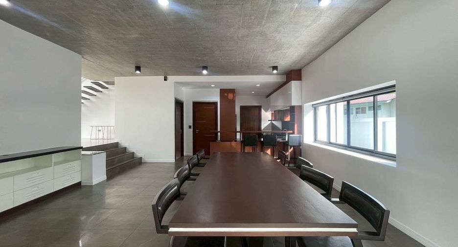 Casa en alquiler y en venta de 3 habitaciones en Mueang Chiang Mai, Chiang Mai