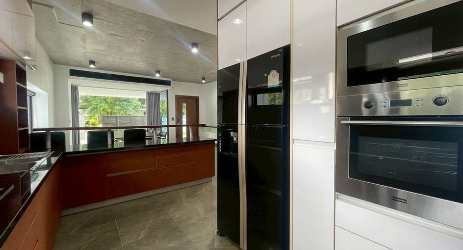 Casa en alquiler y en venta de 3 habitaciones en Mueang Chiang Mai, Chiang Mai
