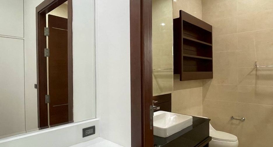 Casa en alquiler y en venta de 3 habitaciones en Mueang Chiang Mai, Chiang Mai