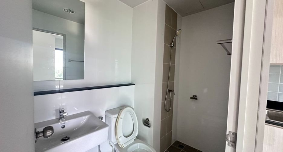 For sale 1 bed condo in Bang Khun Thian, Bangkok