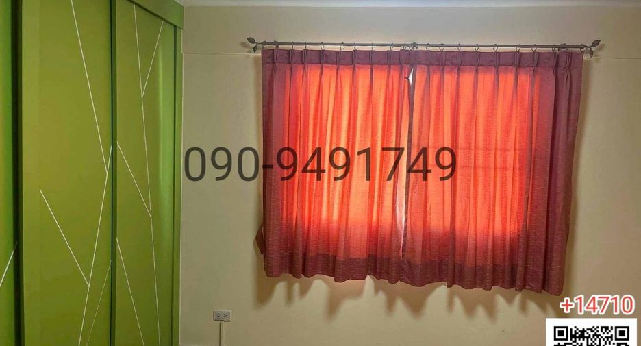 For rent 4 bedrooms townhouse in Bang Khen, Bangkok
