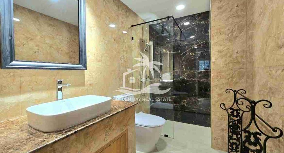 For sale 3 Beds condo in Bang Lamung, Chonburi