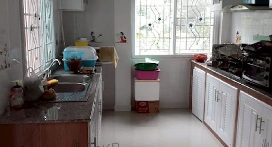 For rent 3 bedrooms house in Bang Bua Thong, Nonthaburi